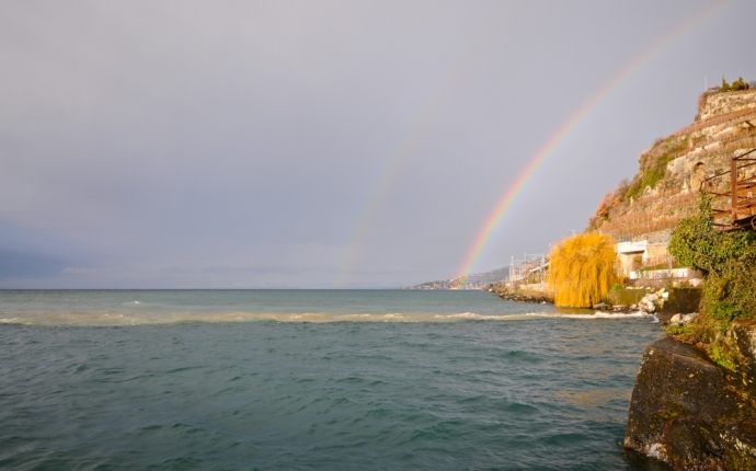 Arc-en-ciel sur le Léman 