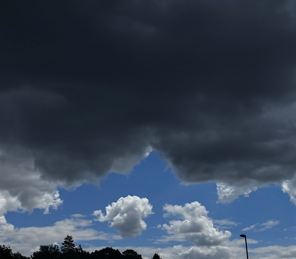 Ciel orageux sur Lausanne
